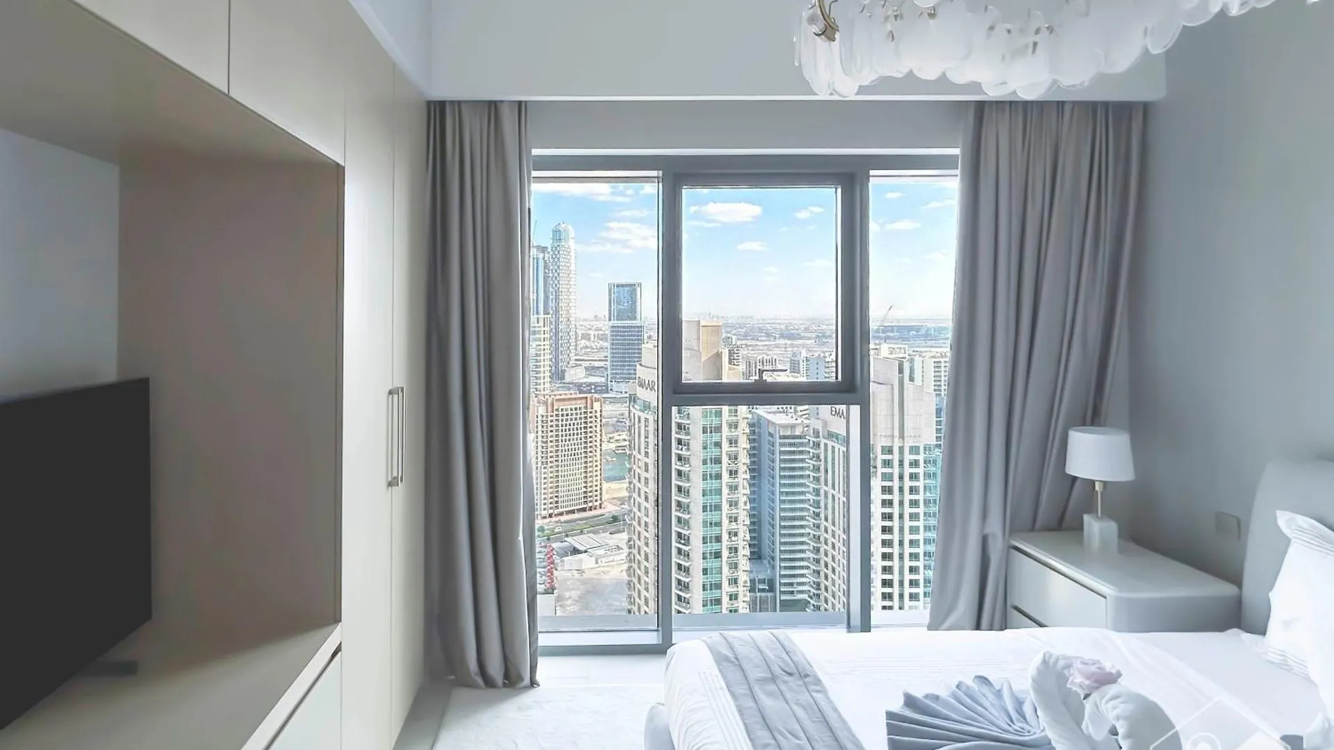 Burj Royale Luxury One-Bedroom With City Views Dubai United Arab Emirates